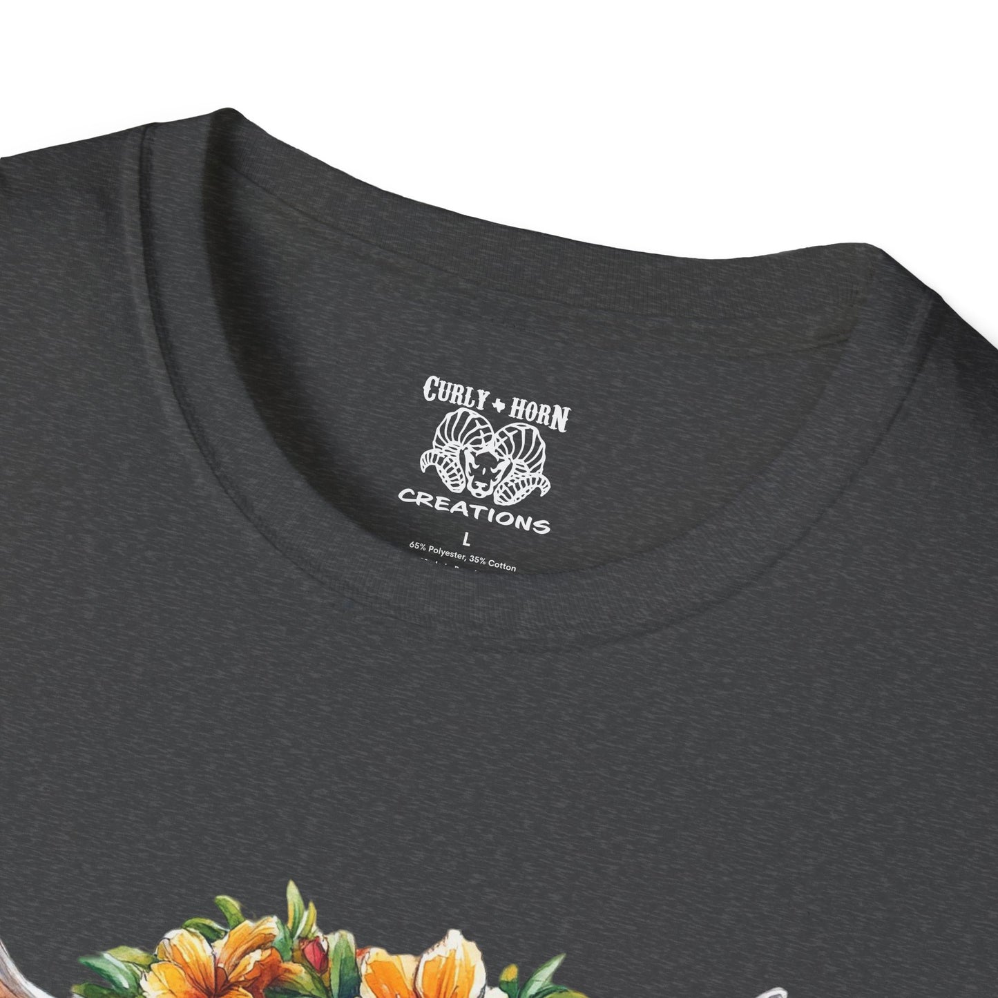 Tropical Cow T-Shirt, Summer Vibe Tee, Fun Graphic Shirt, Unisex Casual Wear, Perfect for Beach Parties, Gift for Cow Lovers