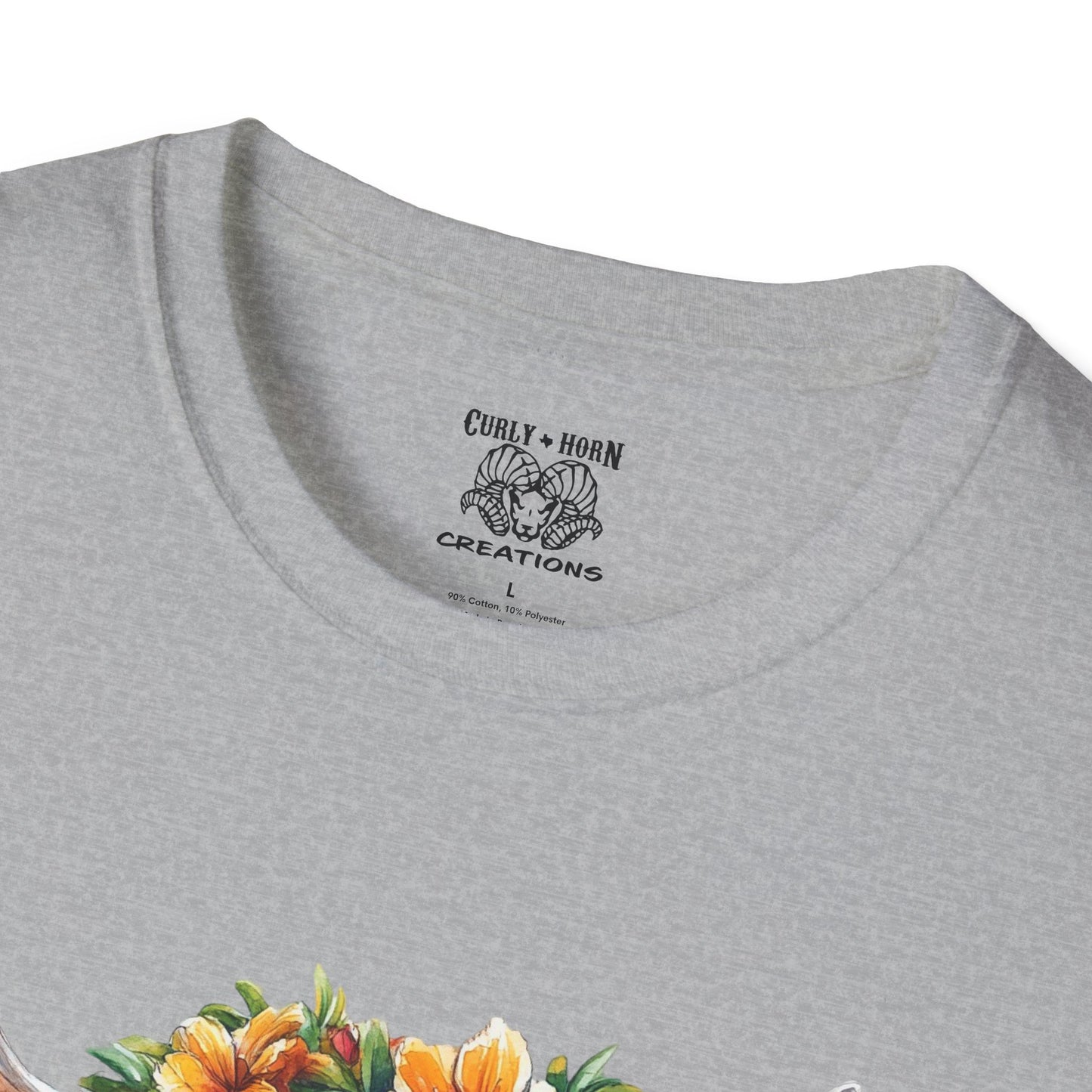 Tropical Cow T-Shirt, Summer Vibe Tee, Fun Graphic Shirt, Unisex Casual Wear, Perfect for Beach Parties, Gift for Cow Lovers