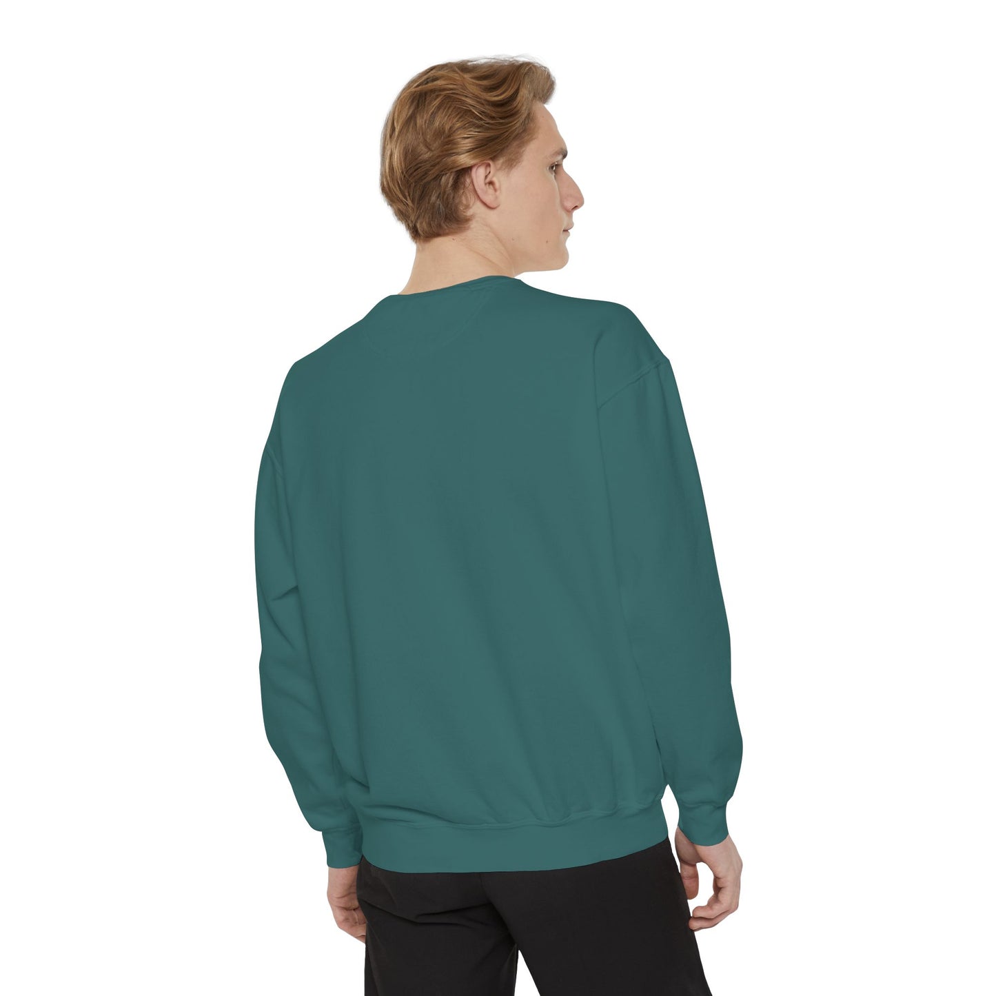 Funny Sweatshirt with Horror Movie Theme, Unisex Garment-Dyed Top, Perfect for Halloween, Gift for Movie Lovers, Cozy Casual Wear, [...]