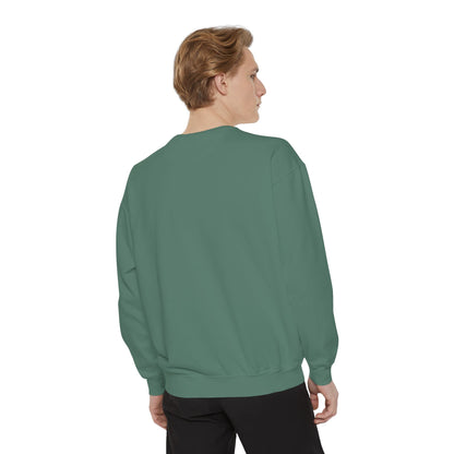 Funny Sweatshirt with Horror Movie Theme, Unisex Garment-Dyed Top, Perfect for Halloween, Gift for Movie Lovers, Cozy Casual Wear, [...]